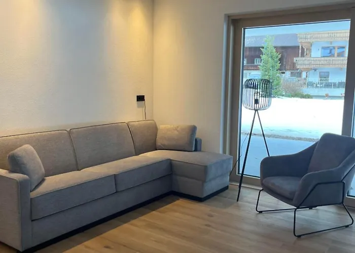 Lukas * מאיירהופן